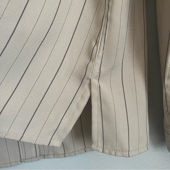 Vintage Beige Striped Button-Up Shirt - Picture 5 of 6